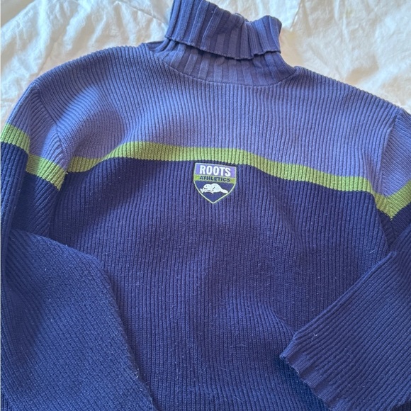 🍁 Vintage Warm and Cozy ROOTS Sweater- Size Ladies Large 🍁 - Picture 16 of 16